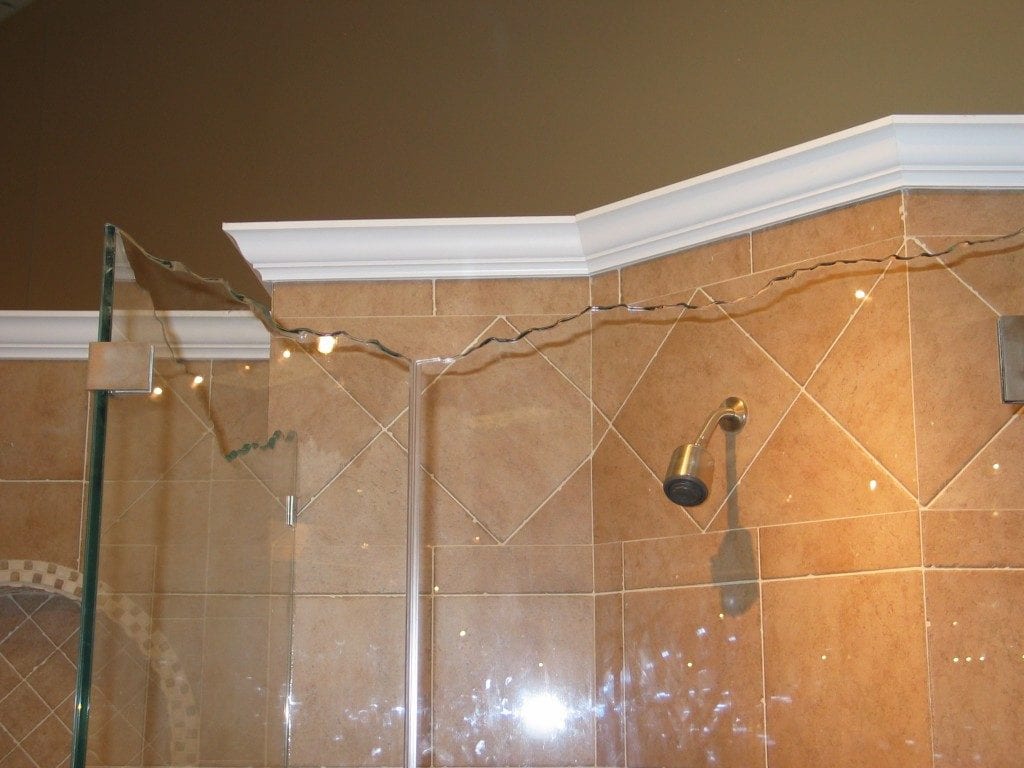 Glass - Shower Enclosure IMG_18471-1024x768