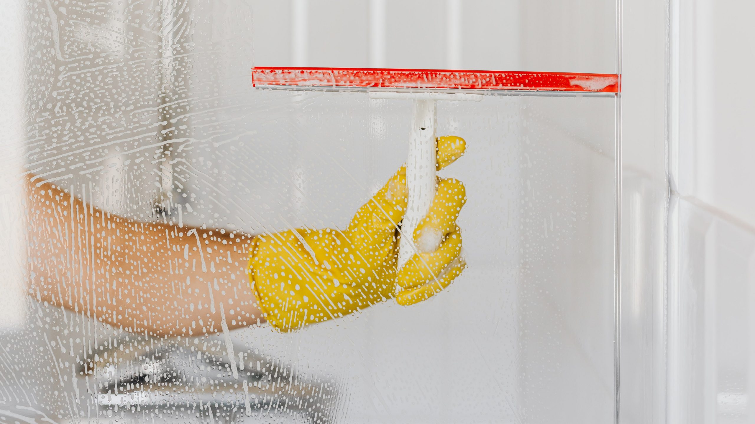 Cleaning Shower Glass