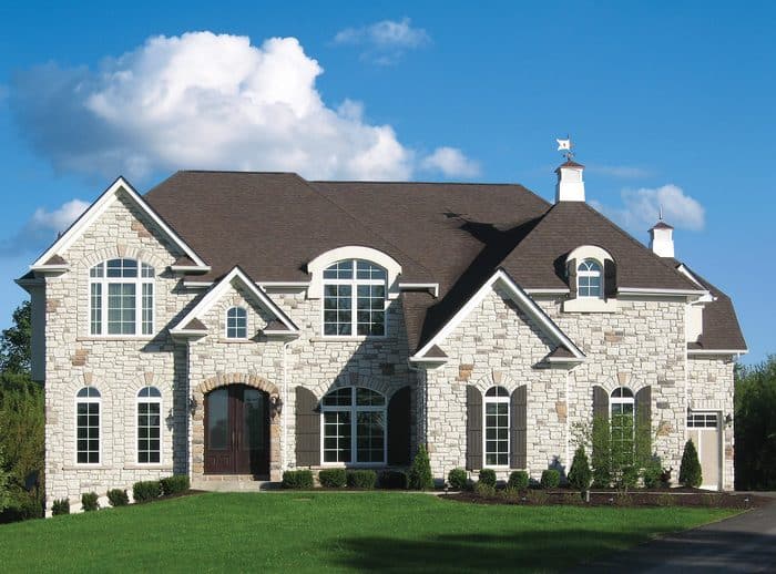 V400 Tuscany Series VINYL Windows from Milgard